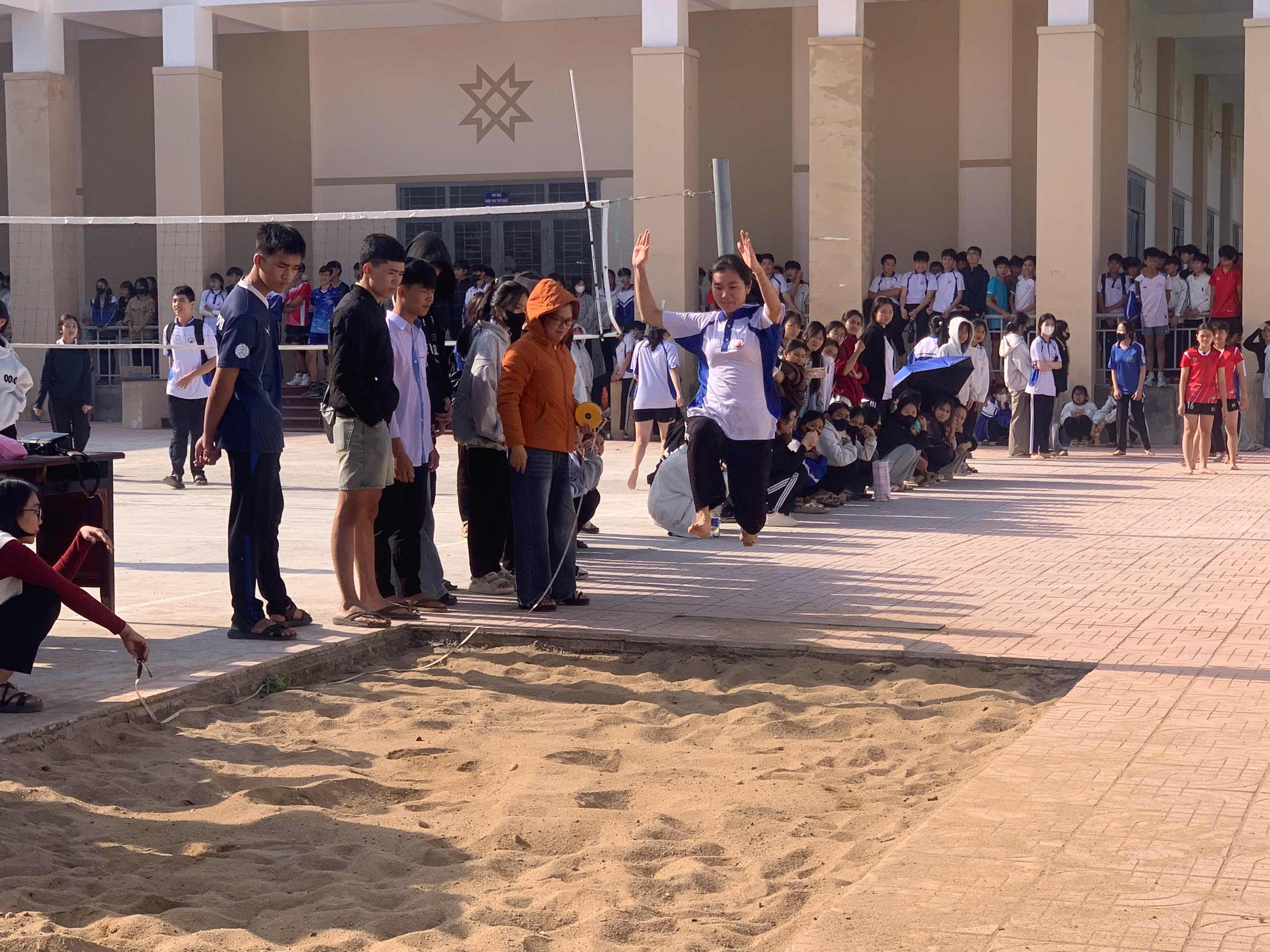 z7453346594713_3f4d2e6007c3ff3a699605d55e2533ed