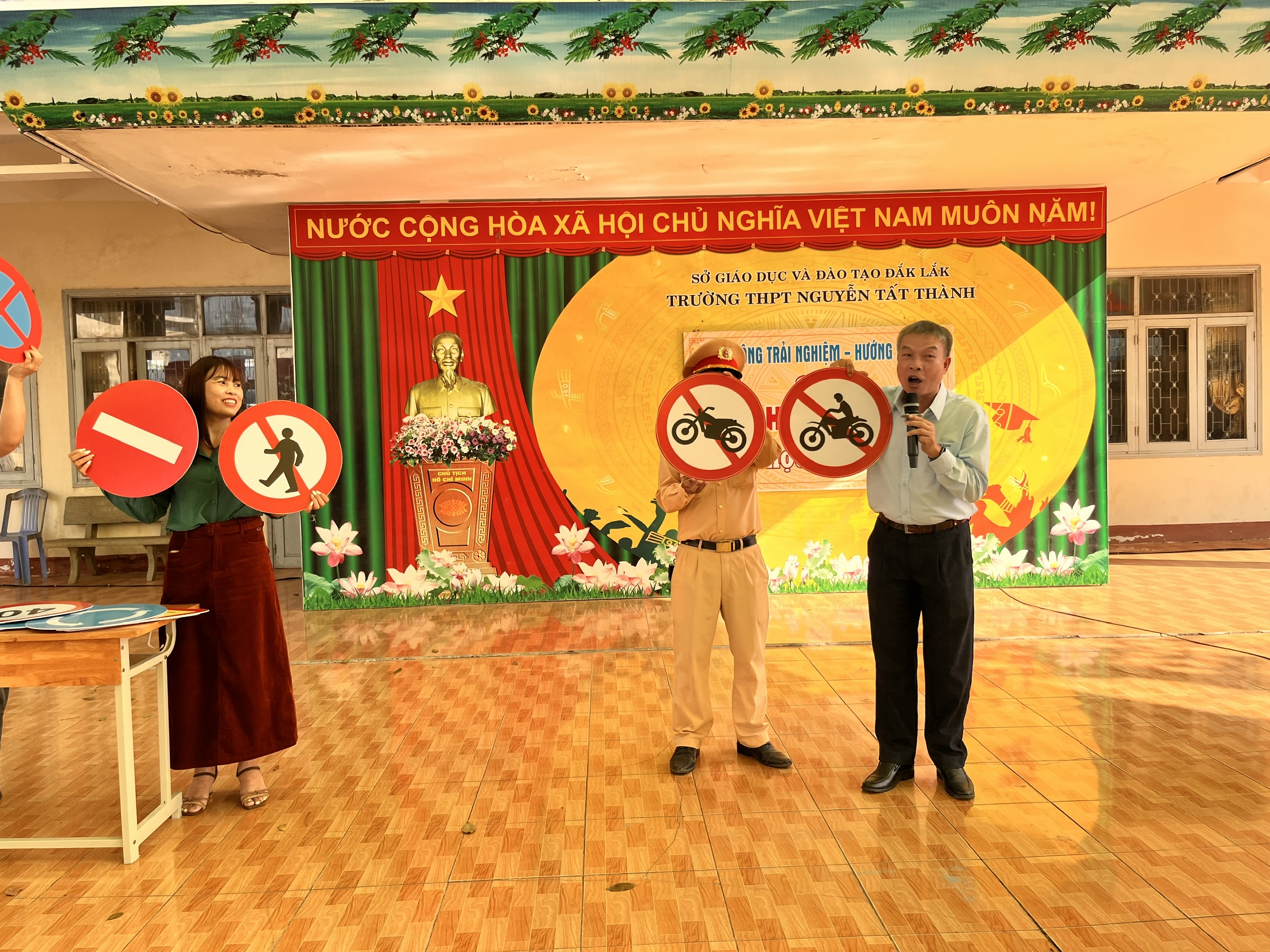 z7586049921058_311ff6bdc9df7695f440957d606b0f68